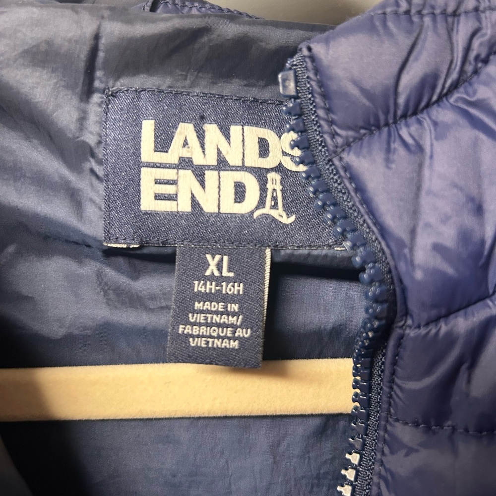 Lands End youth Primaloft navy blue hooded puffer jacket. Size XL ( 14H-16H). - Picture 3 of 8
